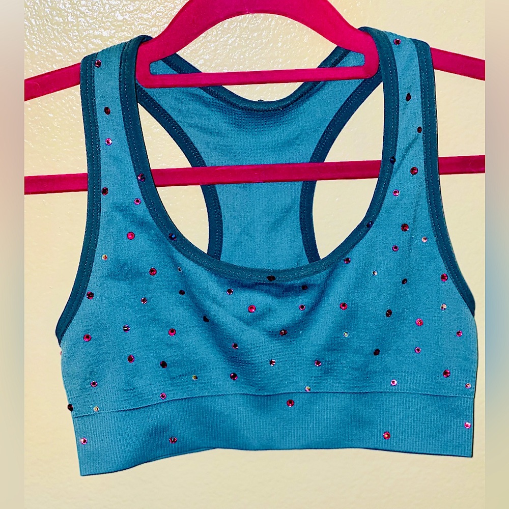 NWOT ZELLA SPORTS BRA XS